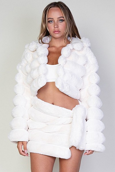 TWO PIECE FUZZY CROP JACKET AND SLIT SKIRT SET