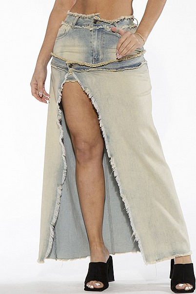 FRAYED HEM DENIM JEAN MAXI SKIRT WITH SLIT