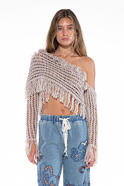 FRINGE ONE-SHOULDER MACRAME CROP TOP
