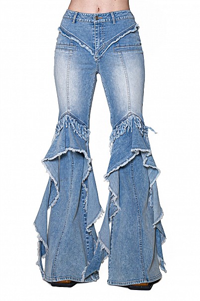 FRAYED ROMANCE RUFFLE FLARE JEAN