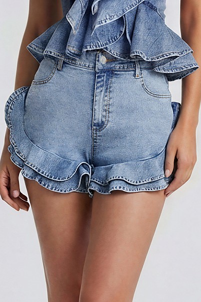 RUFFLE HIP DENIM MINI SHORTS